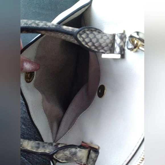 Michael Kors snakeskin purse - Picture 2 of 16